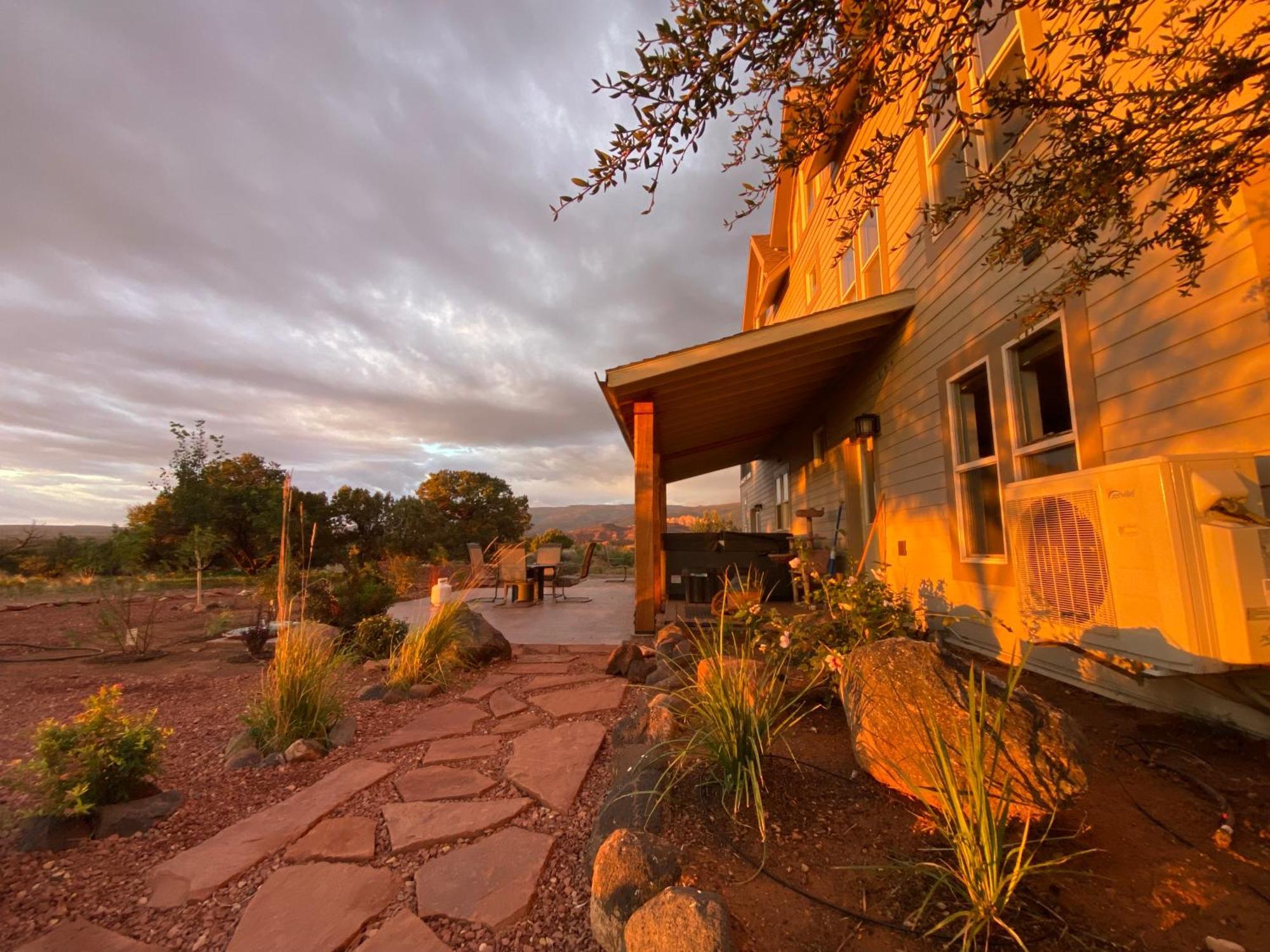 Skyridge Inn Torrey Dış mekan fotoğraf